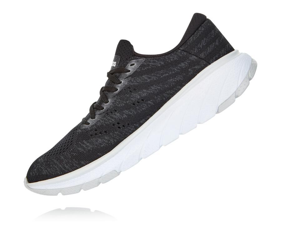 Tenis Corrida Hoka One One Feminino Pretas/Branco - Cavu 3 - 948-NVSEGO